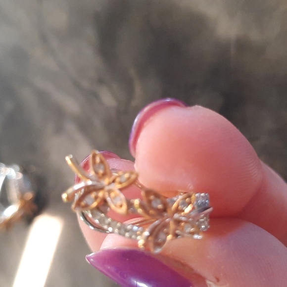 Butterfly earrings - Picture 3 of 3